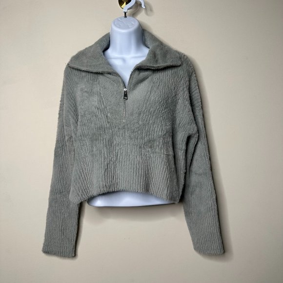 Abercrombie & Fitch Cropped Eyelash 1/2 Zip Sweater Women's Small - Picture 2 of 5